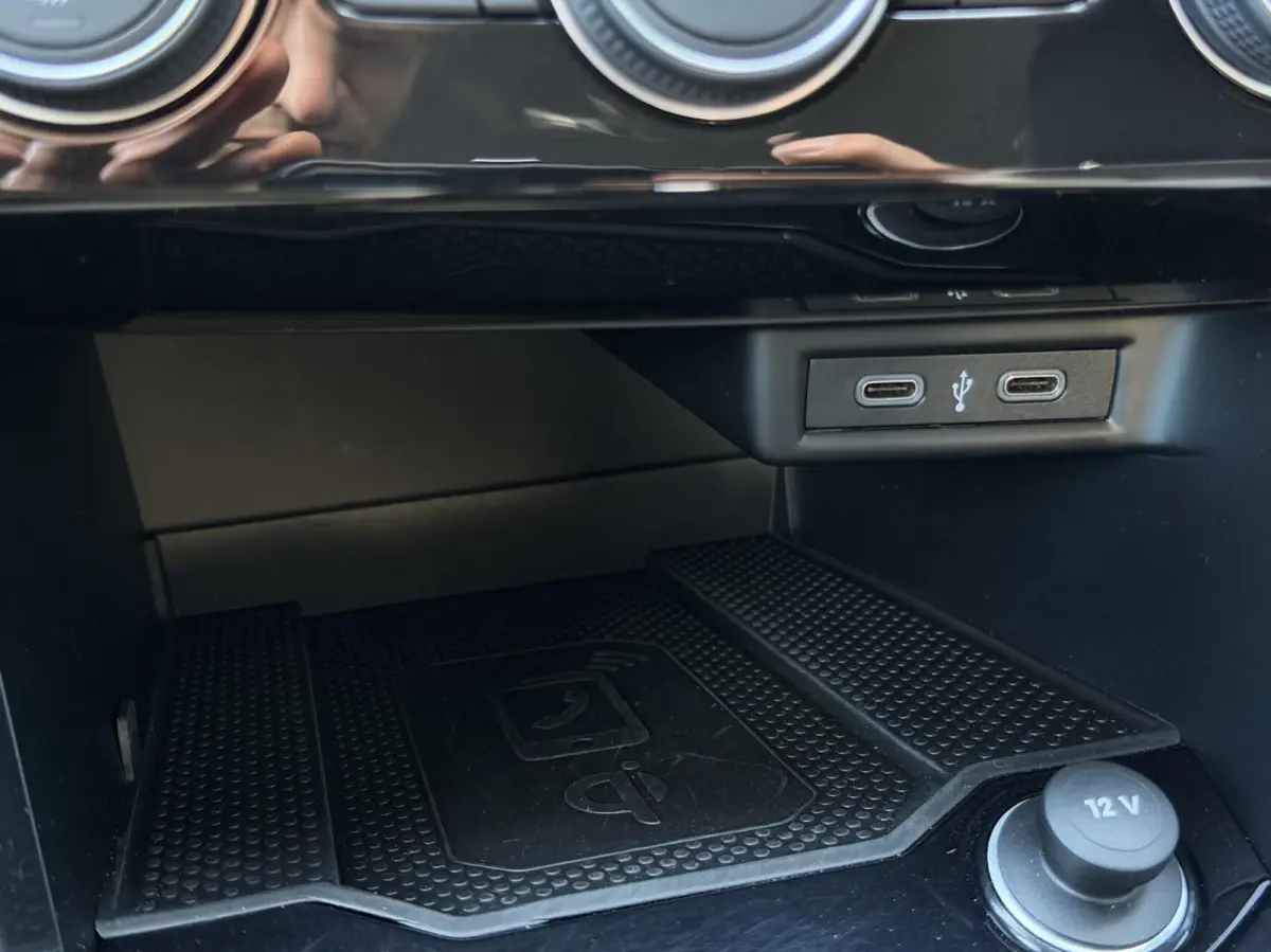 1.5 TSI Sport CARPLAY | ADAPT.CRUISE | DIGI.DASHB | PDC | NAV | LED | PDC | LMV'17