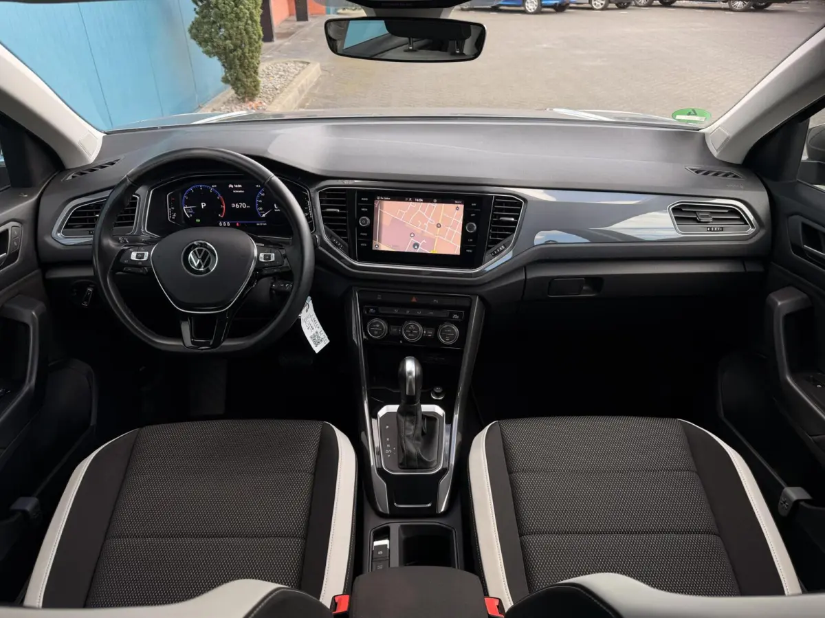 1.5 TSI Sport CARPLAY | ADAPT.CRUISE | DIGI.DASHB | PDC | NAV | LED | PDC | LMV'17