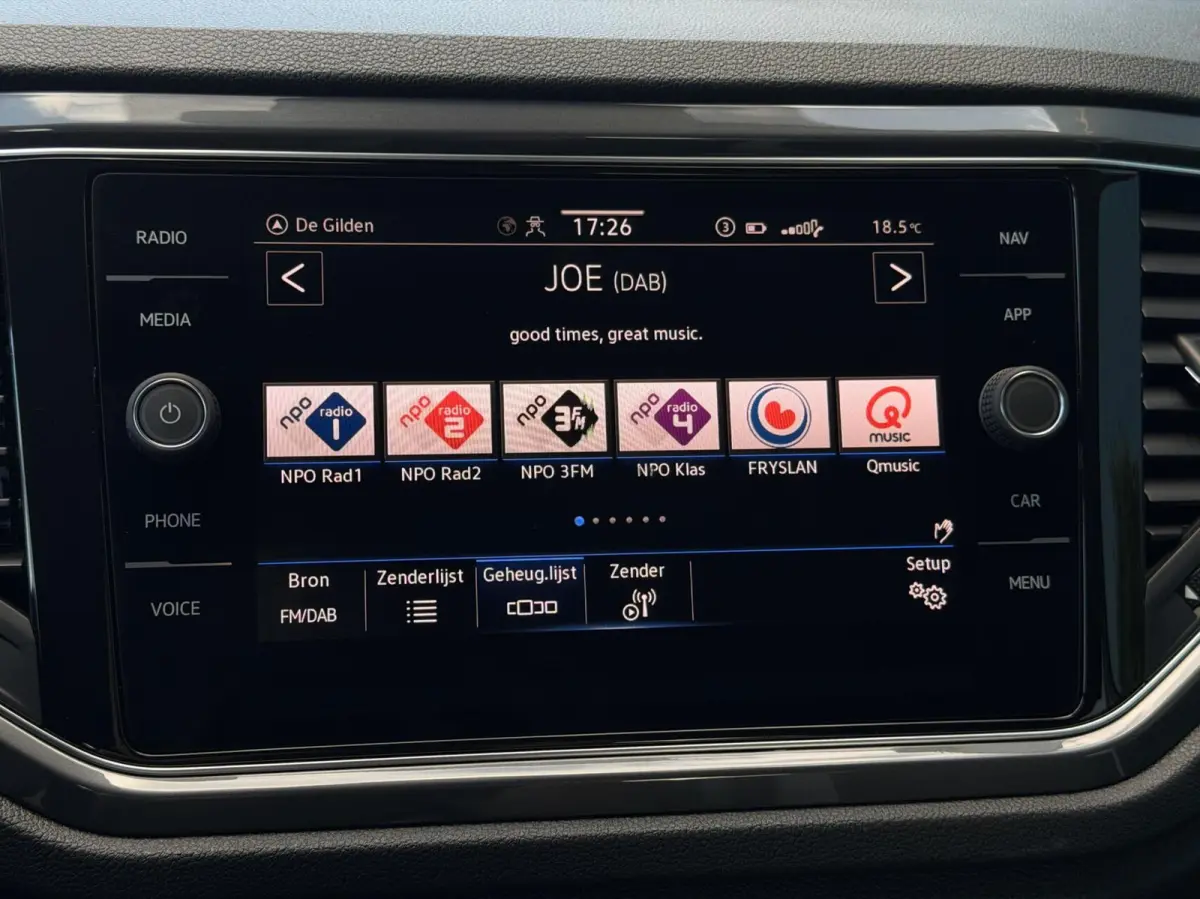 1.5 TSI Sport CARPLAY | ADAPT.CRUISE | DIGI.DASHB | PDC | NAV | LED | PDC | LMV'17