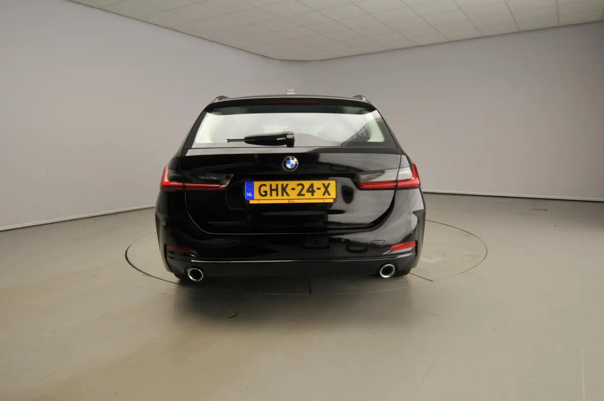 318i | LED | Navigatie | Clima | PDC | Shadow line | DAB | Alu 18 inch