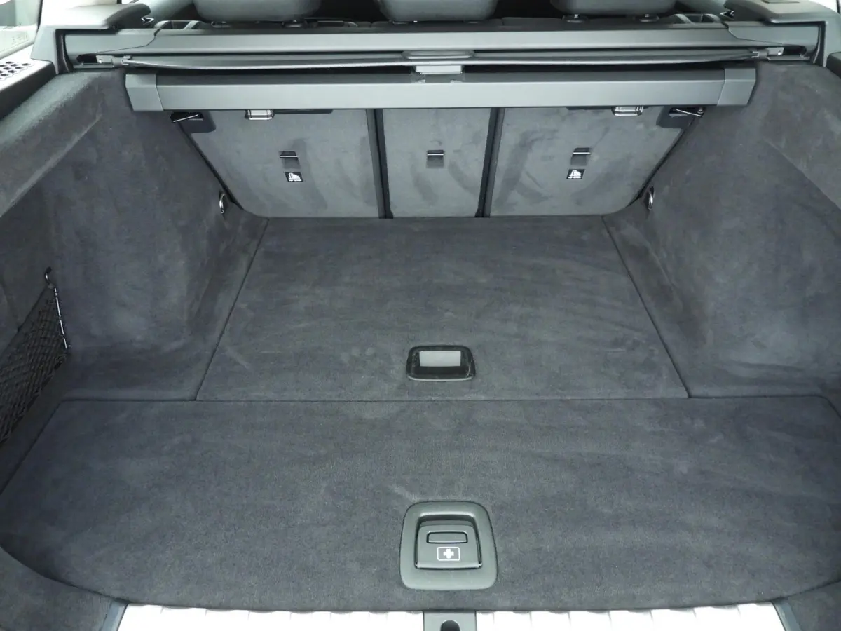 318i | LED | Navigatie | Clima | PDC | Shadow line | DAB | Alu 18 inch