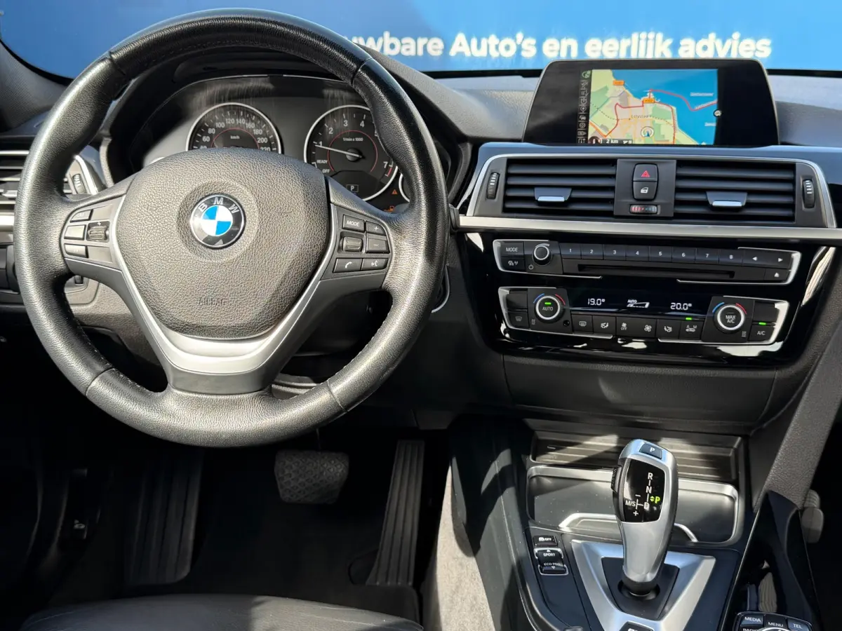 330e Executive|2e Eigenaar|Navi|Leder|Climate|Cruise|PDC|LMV|N.A.P|VolledigDigitaalOnderhoud|Apk tot 03-01-2027|