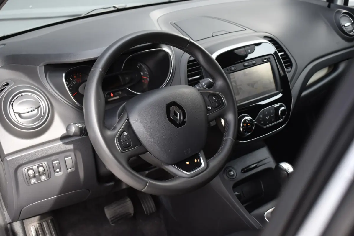 1.2 TCe Aut. Limited | Trekhaak | Camera |  Keyless Entry | Navigatie | Climatecontrol | Orig. NL |