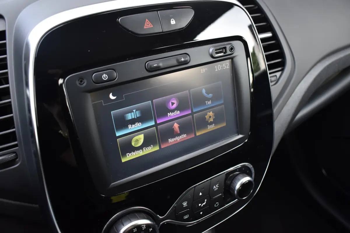 1.2 TCe Aut. Limited | Trekhaak | Camera |  Keyless Entry | Navigatie | Climatecontrol | Orig. NL |