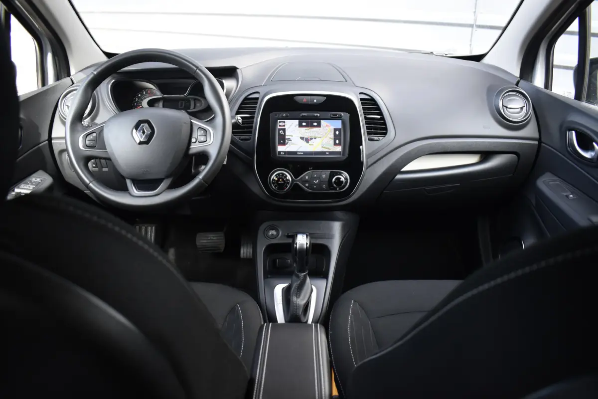 1.2 TCe Aut. Limited | Trekhaak | Camera |  Keyless Entry | Navigatie | Climatecontrol | Orig. NL |