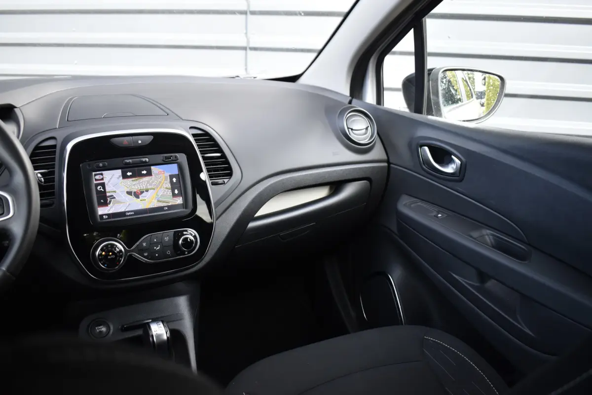 1.2 TCe Aut. Limited | Trekhaak | Camera |  Keyless Entry | Navigatie | Climatecontrol | Orig. NL |