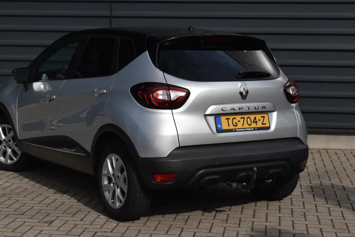 1.2 TCe Aut. Limited | Trekhaak | Camera |  Keyless Entry | Navigatie | Climatecontrol | Orig. NL |