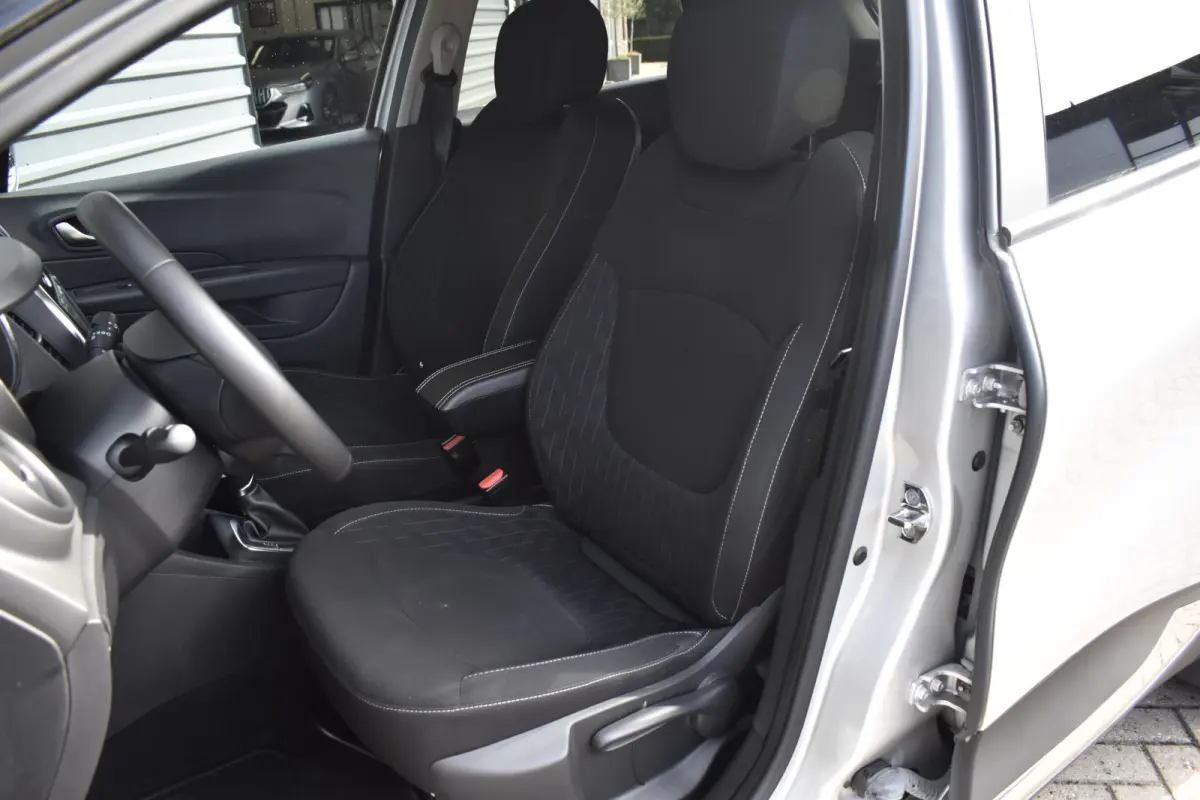 1.2 TCe Aut. Limited | Trekhaak | Camera |  Keyless Entry | Navigatie | Climatecontrol | Orig. NL |
