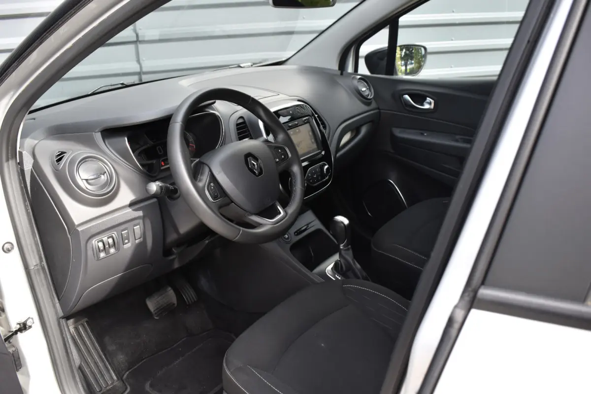 1.2 TCe Aut. Limited | Trekhaak | Camera |  Keyless Entry | Navigatie | Climatecontrol | Orig. NL |