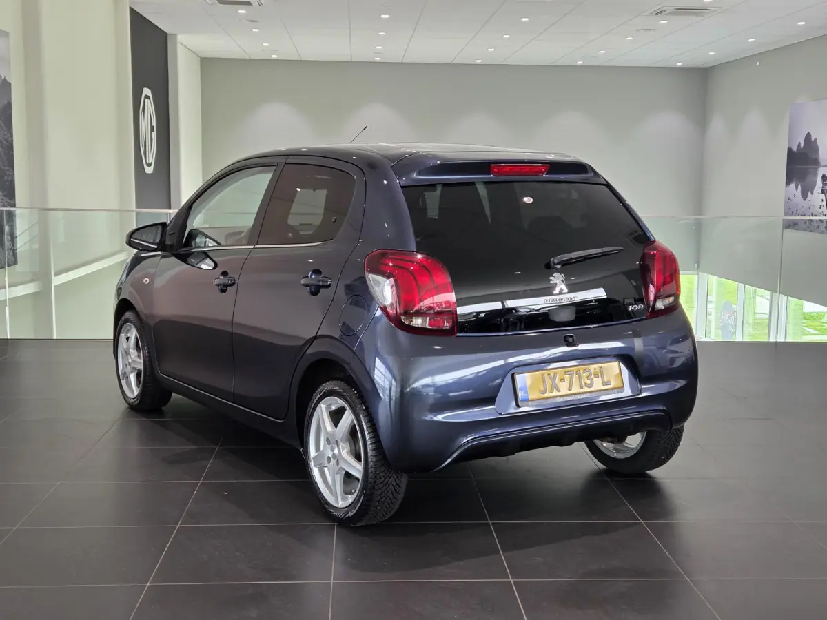 1.0 e-VTi Allure Groot scherm en airconditioning