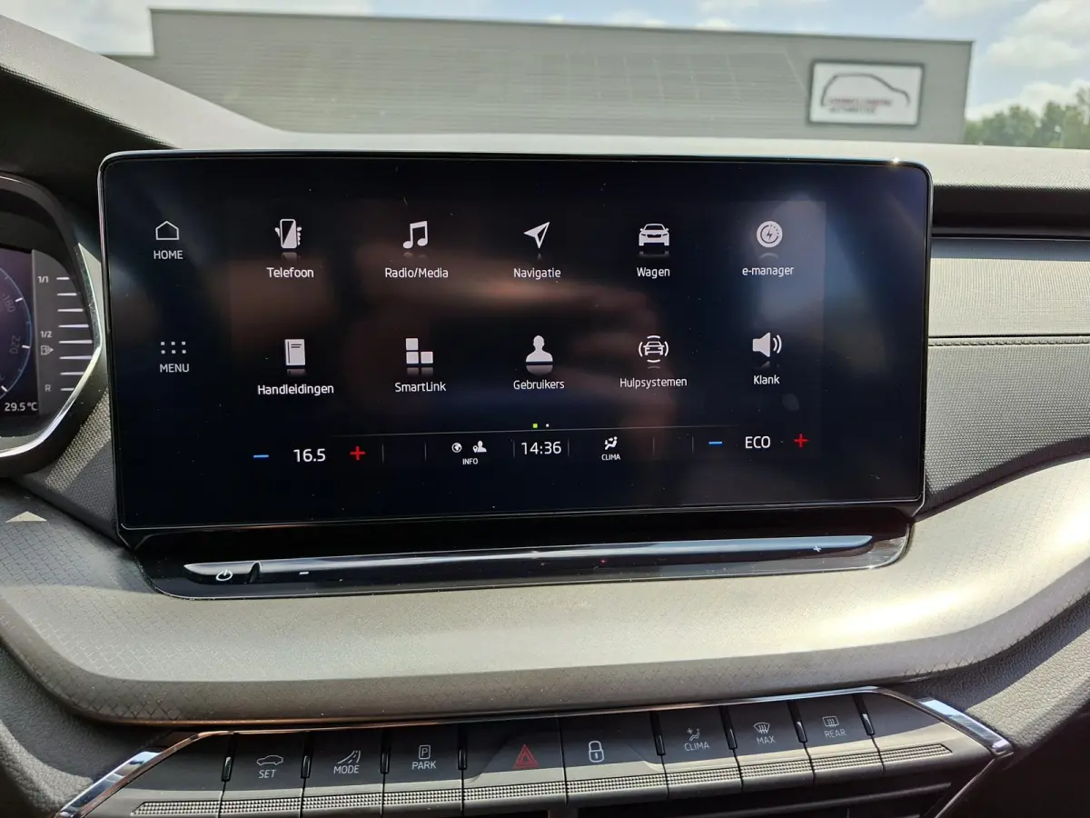 1.4 TSI iV PHEV Business Edition SOH 98% Adaptieve Cruise Trekhaak Wegklapbaar Elek.Achterklep DigiDash Full LED