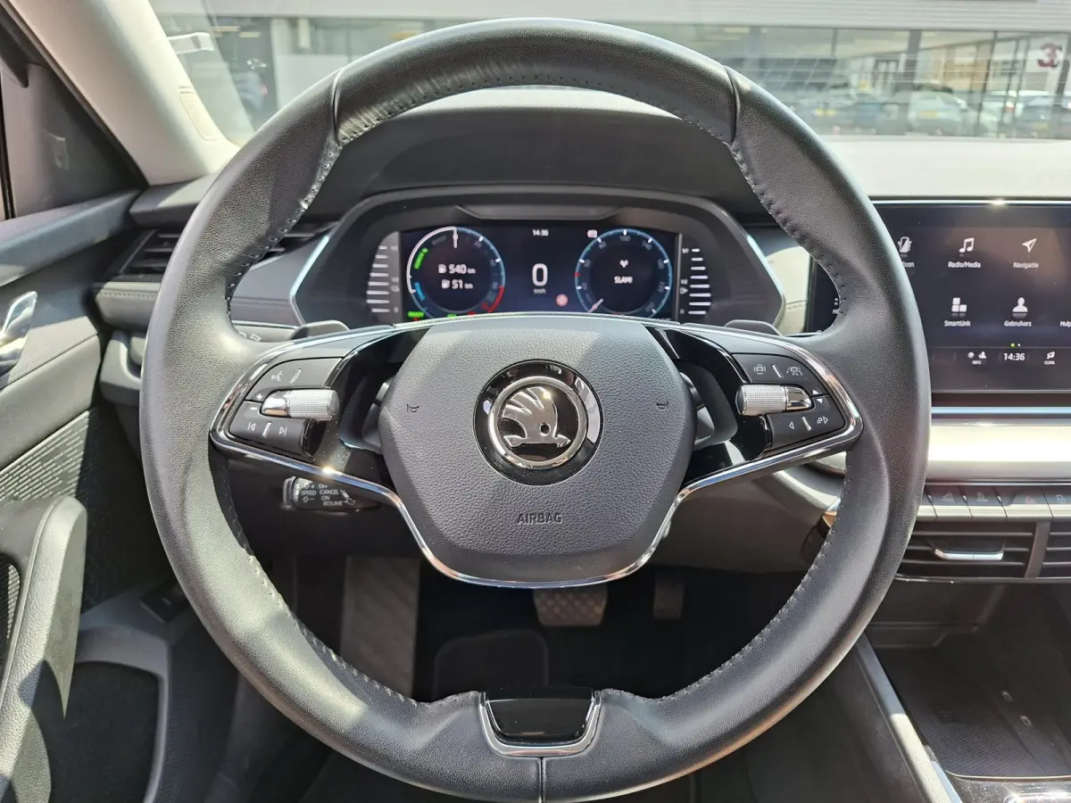 1.4 TSI iV PHEV Business Edition SOH 98% Adaptieve Cruise Trekhaak Wegklapbaar Elek.Achterklep DigiDash Full LED