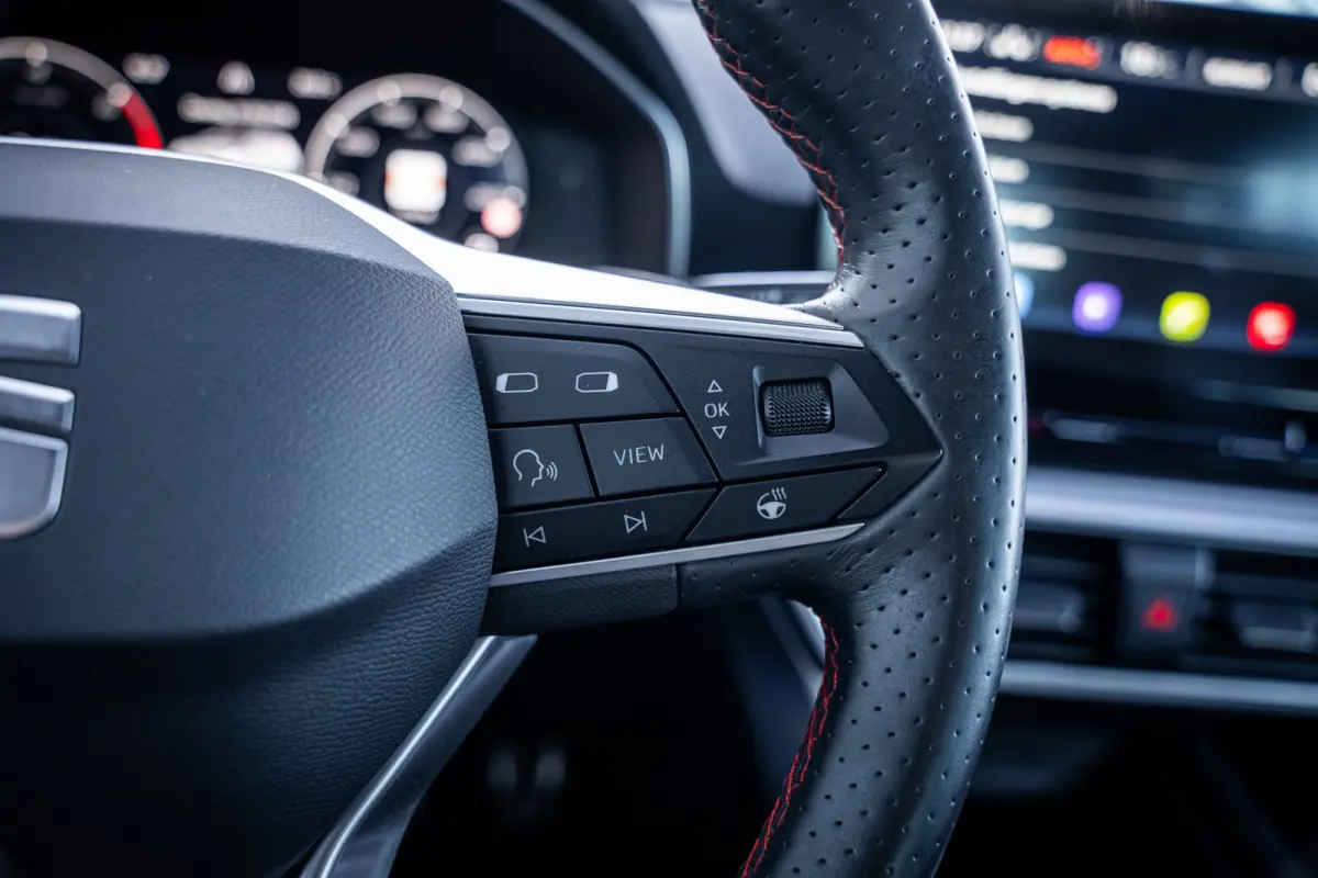 1.4 TSI eHybrid SOH 94% FR Business Intense | Achteruitrijcamera | Parkeersensor voor | Trekhaak Zwenkbaar