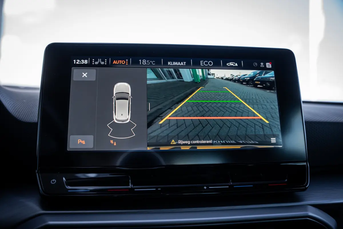 1.4 TSI eHybrid SOH 94% FR Business Intense | Achteruitrijcamera | Parkeersensor voor | Trekhaak Zwenkbaar