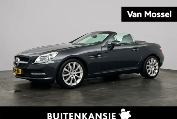 200 | Stoelverwarming | Hard-top | Air-Scarf | Leder | Parkeersensoren | Lichtmetalen Velgen |