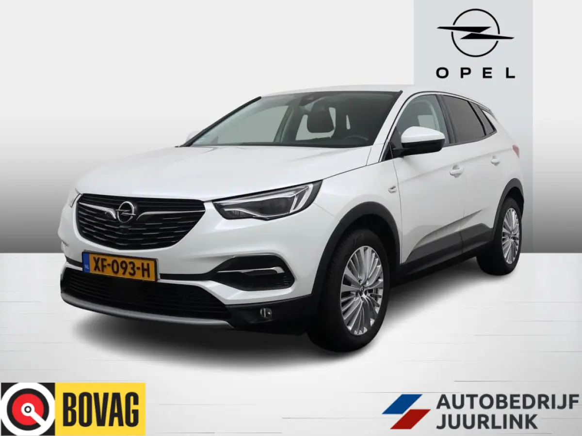 1.2 Turbo Innovation Trekhaak/360.Camera/El.klep /Nav/Led/AGR/CarPlay