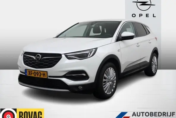 1.2 Turbo Innovation Trekhaak/360.Camera/El.klep /Nav/Led/AGR/CarPlay