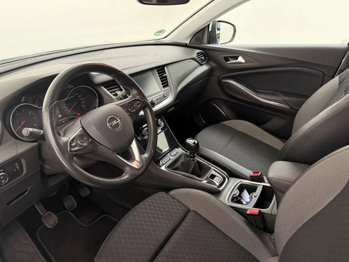 1.2 Turbo Innovation Trekhaak/360.Camera/El.klep /Nav/Led/AGR/CarPlay