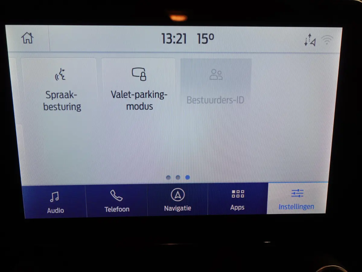 300 2.0 TDCI L2H1 Limited Dubbele Cabine Navi Airco 2 Schuifdeuren Trekhaak PDC voor & achter Carplay DAB