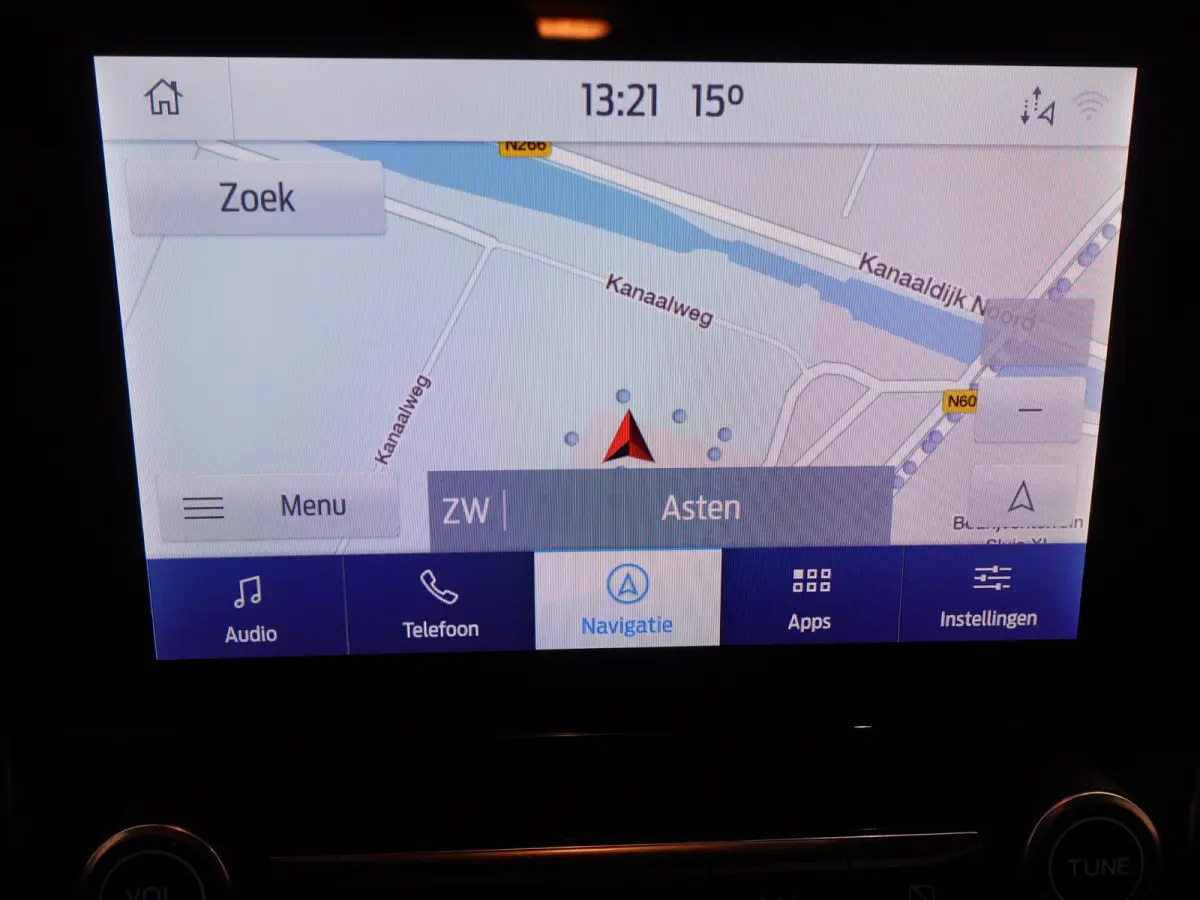 300 2.0 TDCI L2H1 Limited Dubbele Cabine Navi Airco 2 Schuifdeuren Trekhaak PDC voor & achter Carplay DAB
