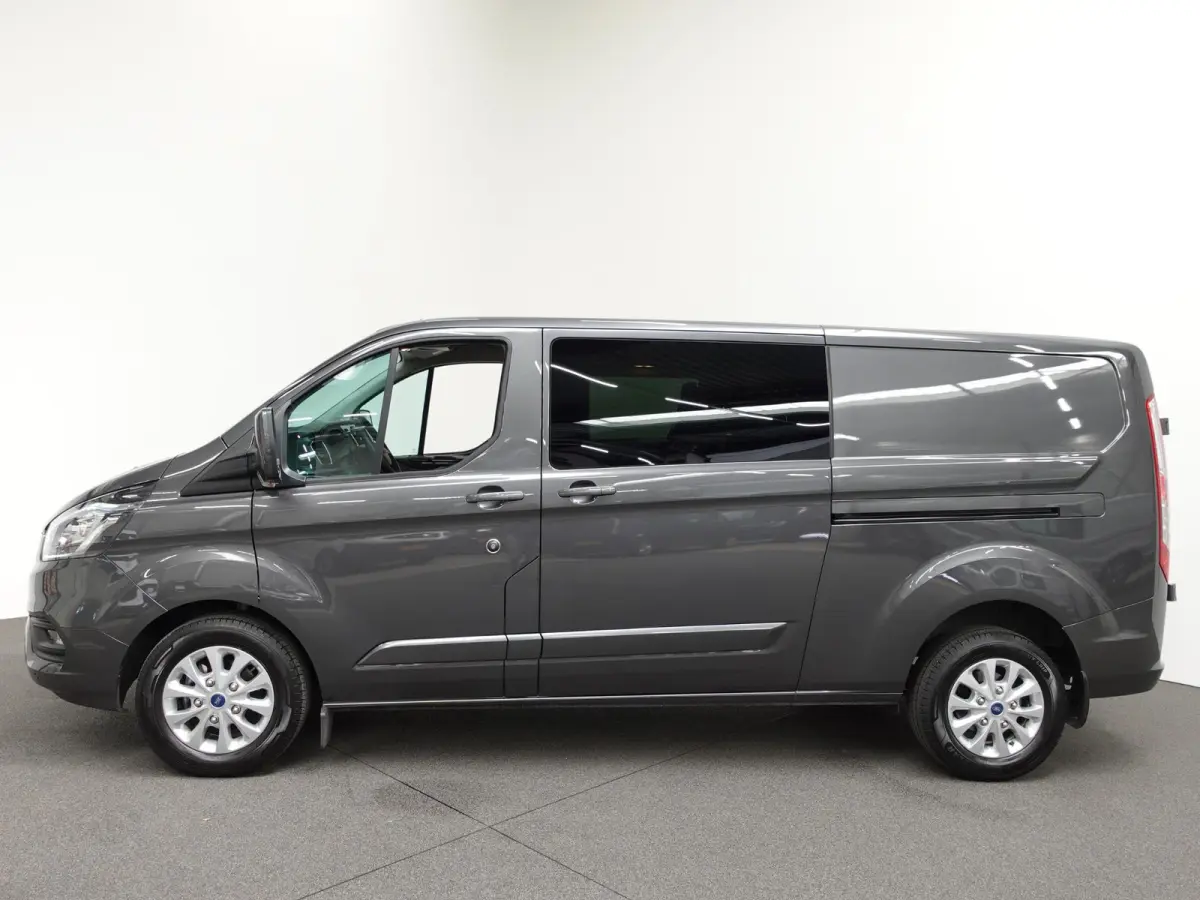 300 2.0 TDCI L2H1 Limited Dubbele Cabine Navi Airco 2 Schuifdeuren Trekhaak PDC voor & achter Carplay DAB