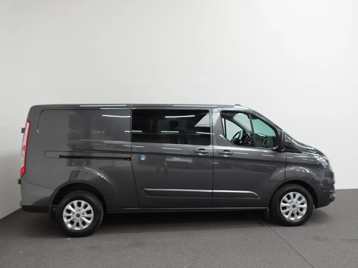 300 2.0 TDCI L2H1 Limited Dubbele Cabine Navi Airco 2 Schuifdeuren Trekhaak PDC voor & achter Carplay DAB