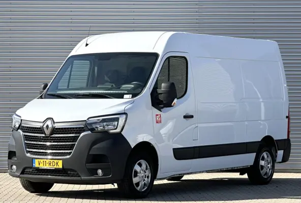T33 2.3 dCi 150 PK L2H2 Airco|Trekhaak|Navi|Cruise