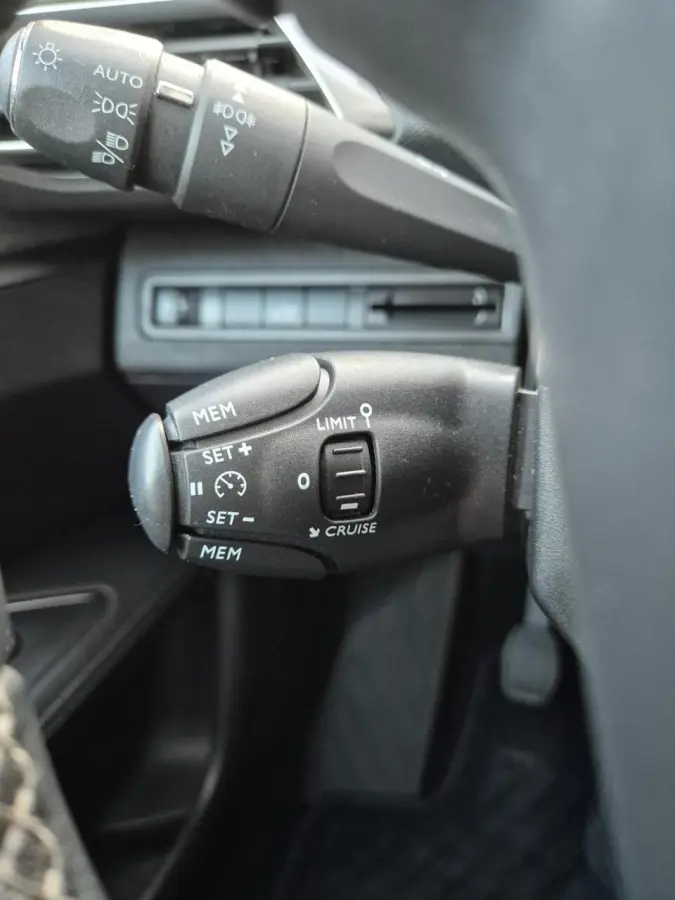 1.2 PureTech Blue Lease Premium|Trekhaak|Camera|Navi|Cruise|DAB|Airco|