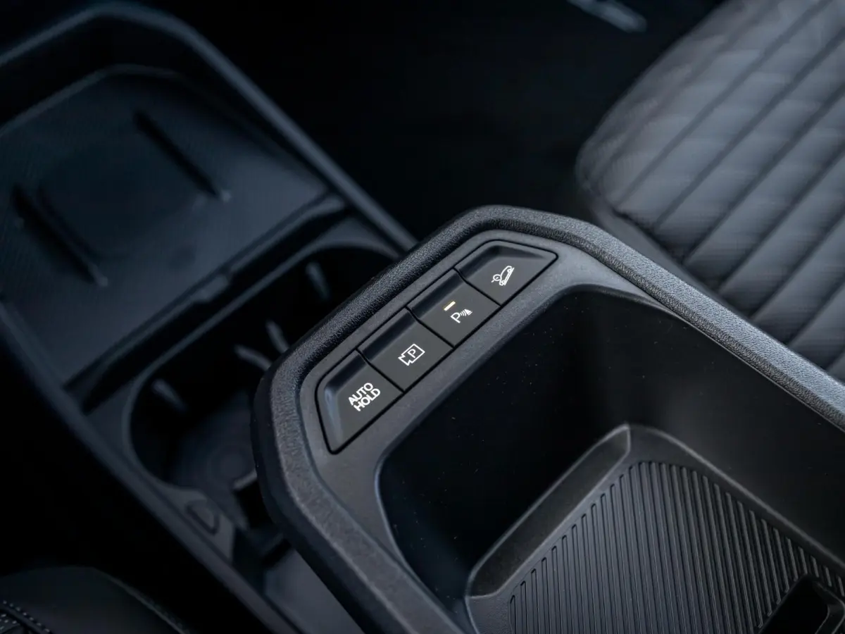 GT-Line Business Edition 81.4 kWh | Navi. | Clima. | Stuur&Stoel Verwarming | Adapt. Cruise. | Achteruitrijcamera | GT-Line Vegan Lederen Stoelbekleding