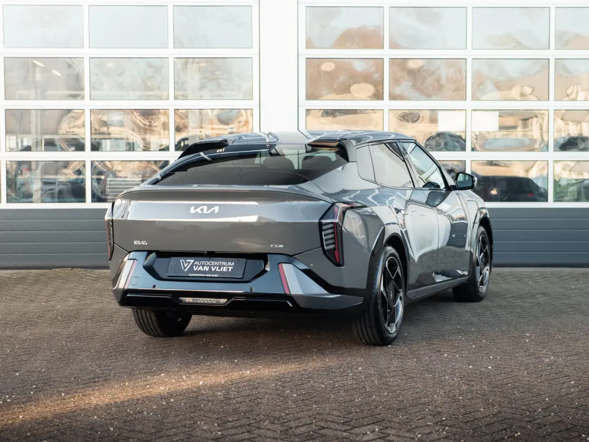 GT-Line Business Edition 81.4 kWh | Navi. | Clima. | Stuur&Stoel Verwarming | Adapt. Cruise. | Achteruitrijcamera | GT-Line Vegan Lederen Stoelbekleding