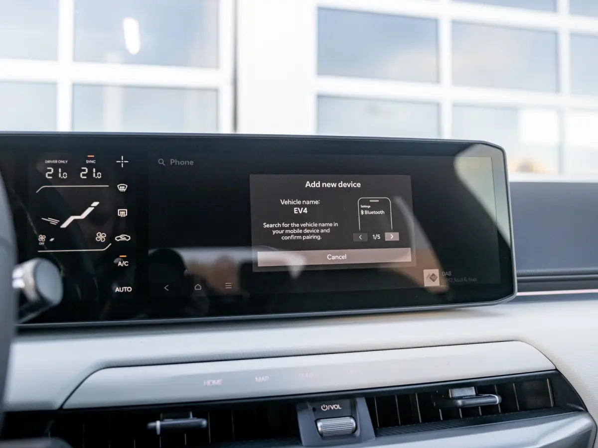 GT-Line Business Edition 81.4 kWh | Navi. | Clima. | Stuur&Stoel Verwarming | Adapt. Cruise. | Achteruitrijcamera | GT-Line Vegan Lederen Stoelbekleding