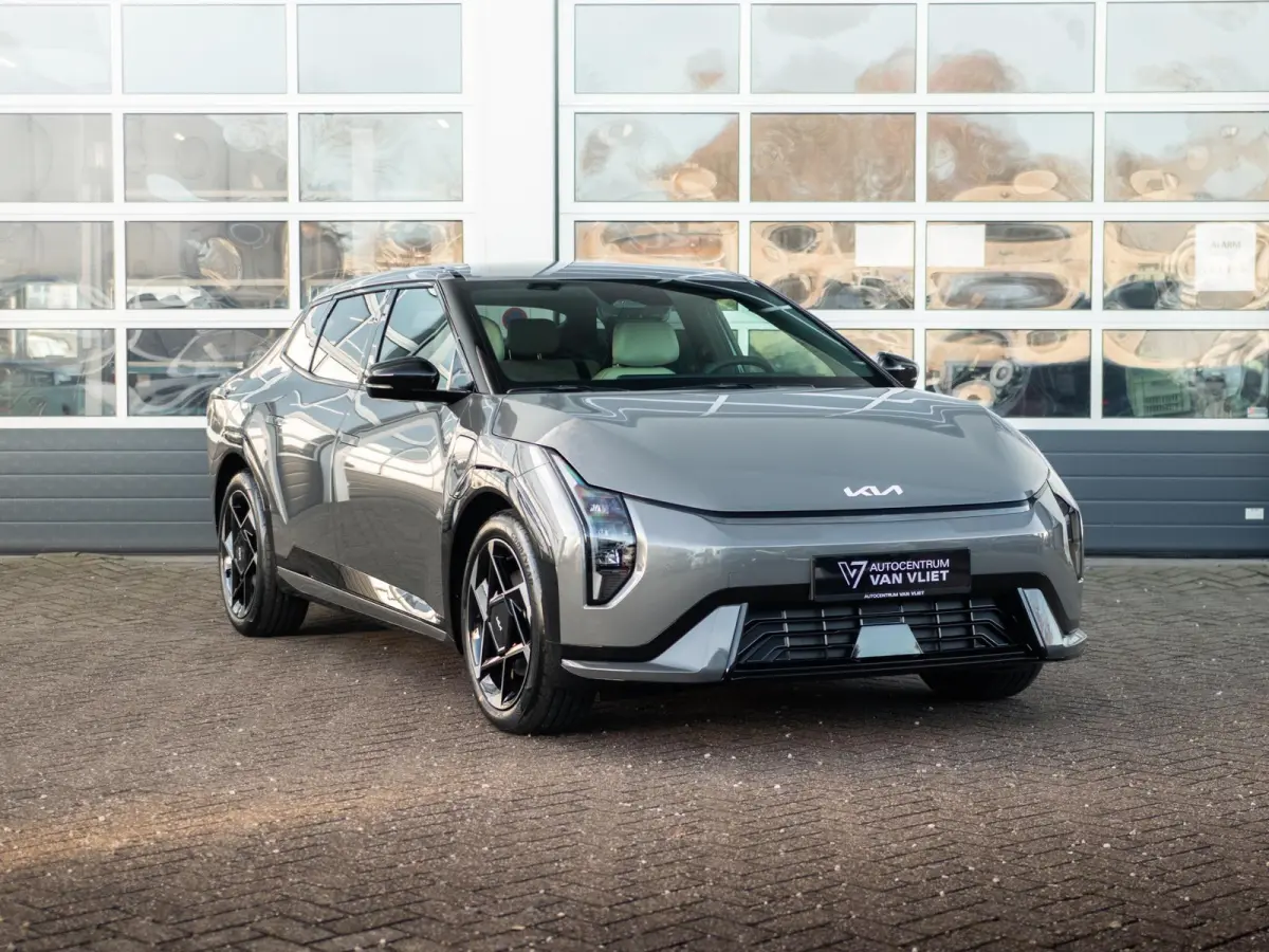 GT-Line Business Edition 81.4 kWh | Navi. | Clima. | Stuur&Stoel Verwarming | Adapt. Cruise. | Achteruitrijcamera | GT-Line Vegan Lederen Stoelbekleding