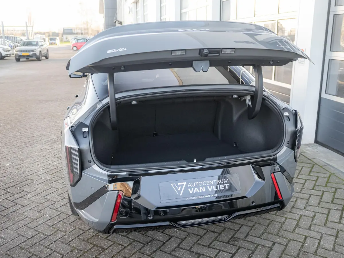 GT-Line Business Edition 81.4 kWh | Navi. | Clima. | Stuur&Stoel Verwarming | Adapt. Cruise. | Achteruitrijcamera | GT-Line Vegan Lederen Stoelbekleding