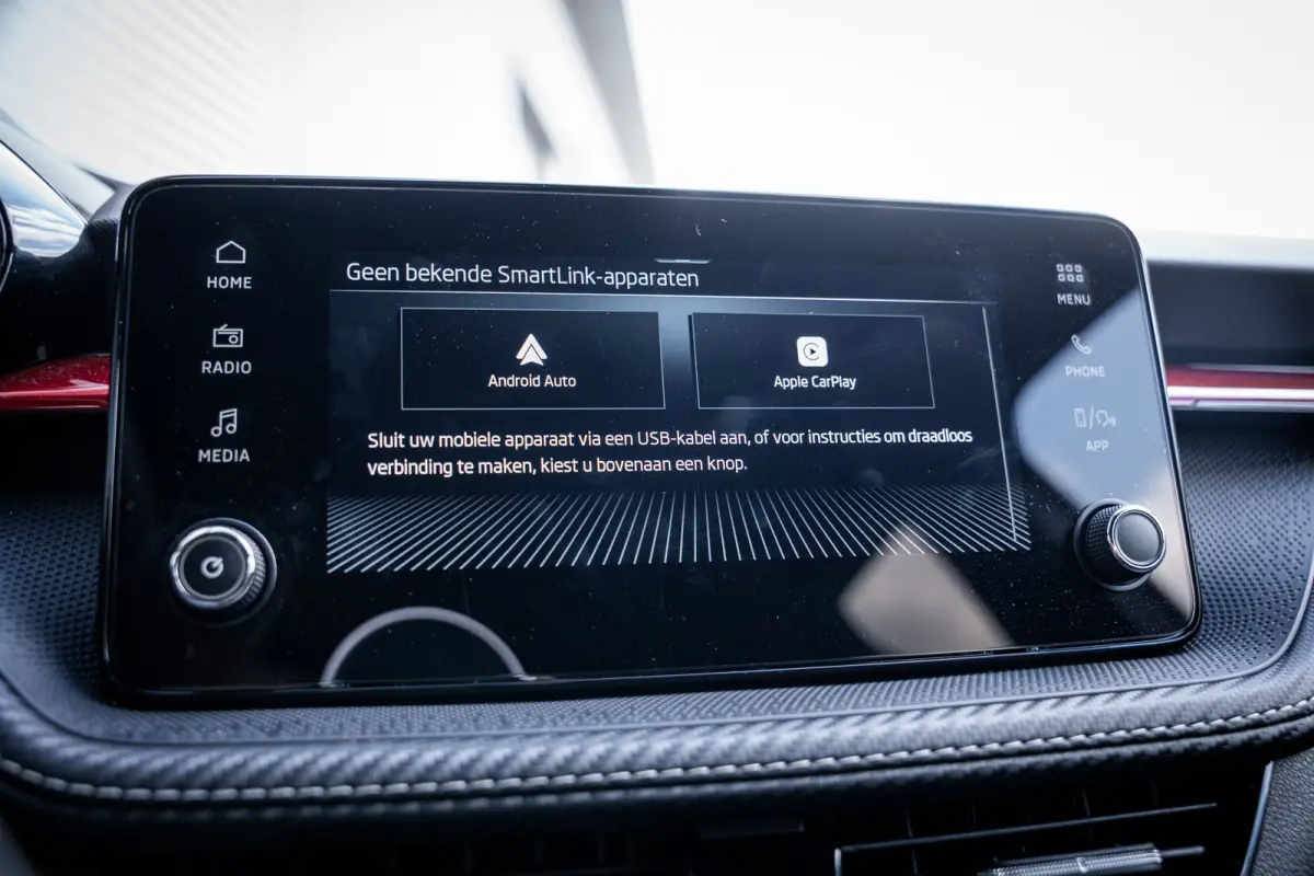 1.0 TSI Monte Carlo | Achteruitrijcamera | Airco (automatisch) | Parkeersensor voor