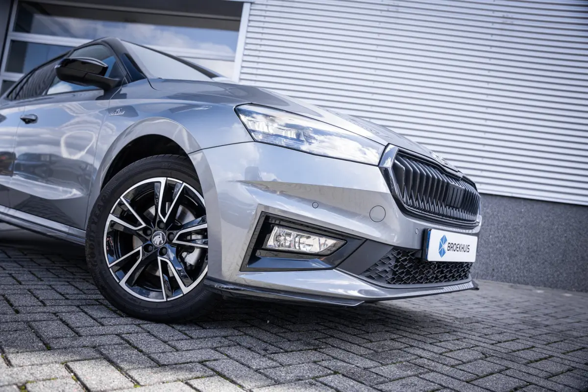 1.0 TSI Monte Carlo | Achteruitrijcamera | Airco (automatisch) | Parkeersensor voor