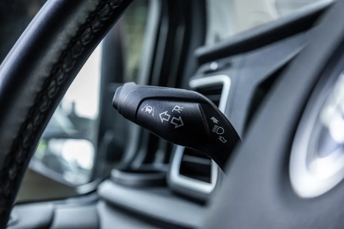 2.0 TDCI 170 PK L2H1 Limited DC | Dubbel cabine | Raptor Edition | CarPlay | Camera | Navigatie | BLIS | Stoelverwarming | Trekhaak | Cruise control | DAB | Dealer onderhouden | Nieuwe APK