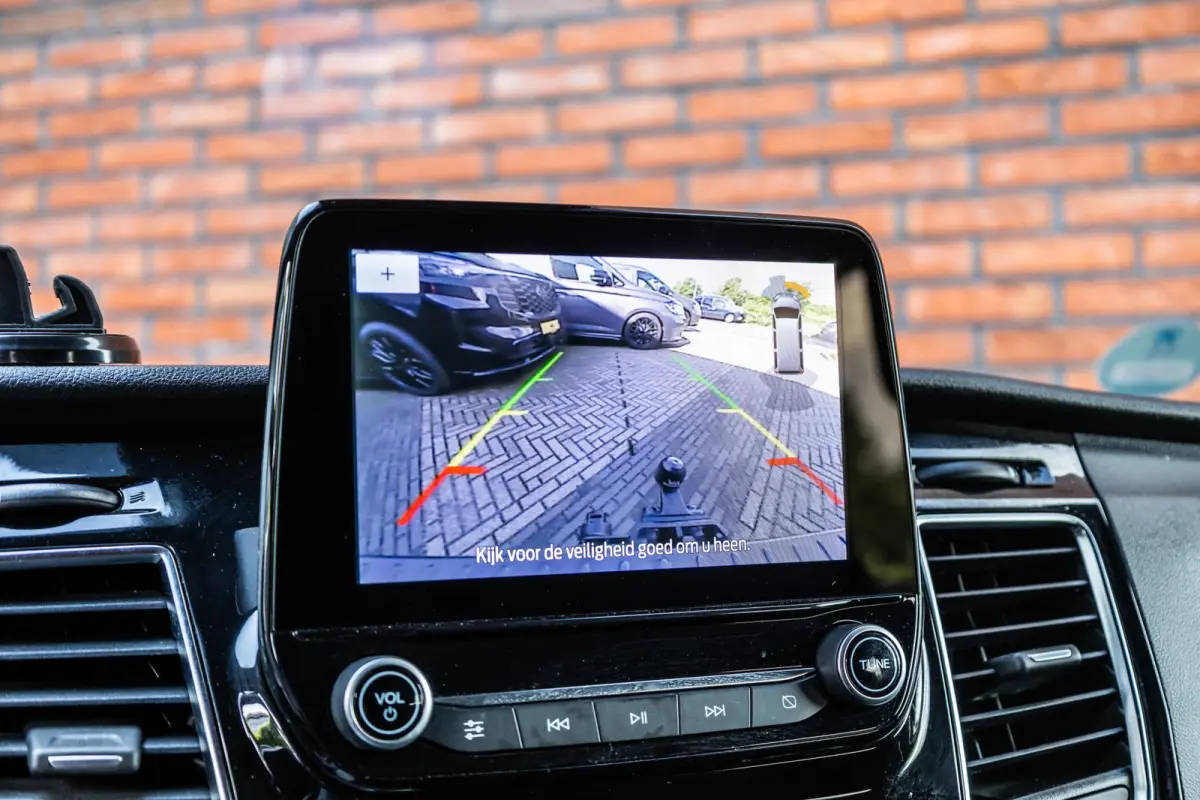 2.0 TDCI 170 PK L2H1 Limited DC | Dubbel cabine | Raptor Edition | CarPlay | Camera | Navigatie | BLIS | Stoelverwarming | Trekhaak | Cruise control | DAB | Dealer onderhouden | Nieuwe APK