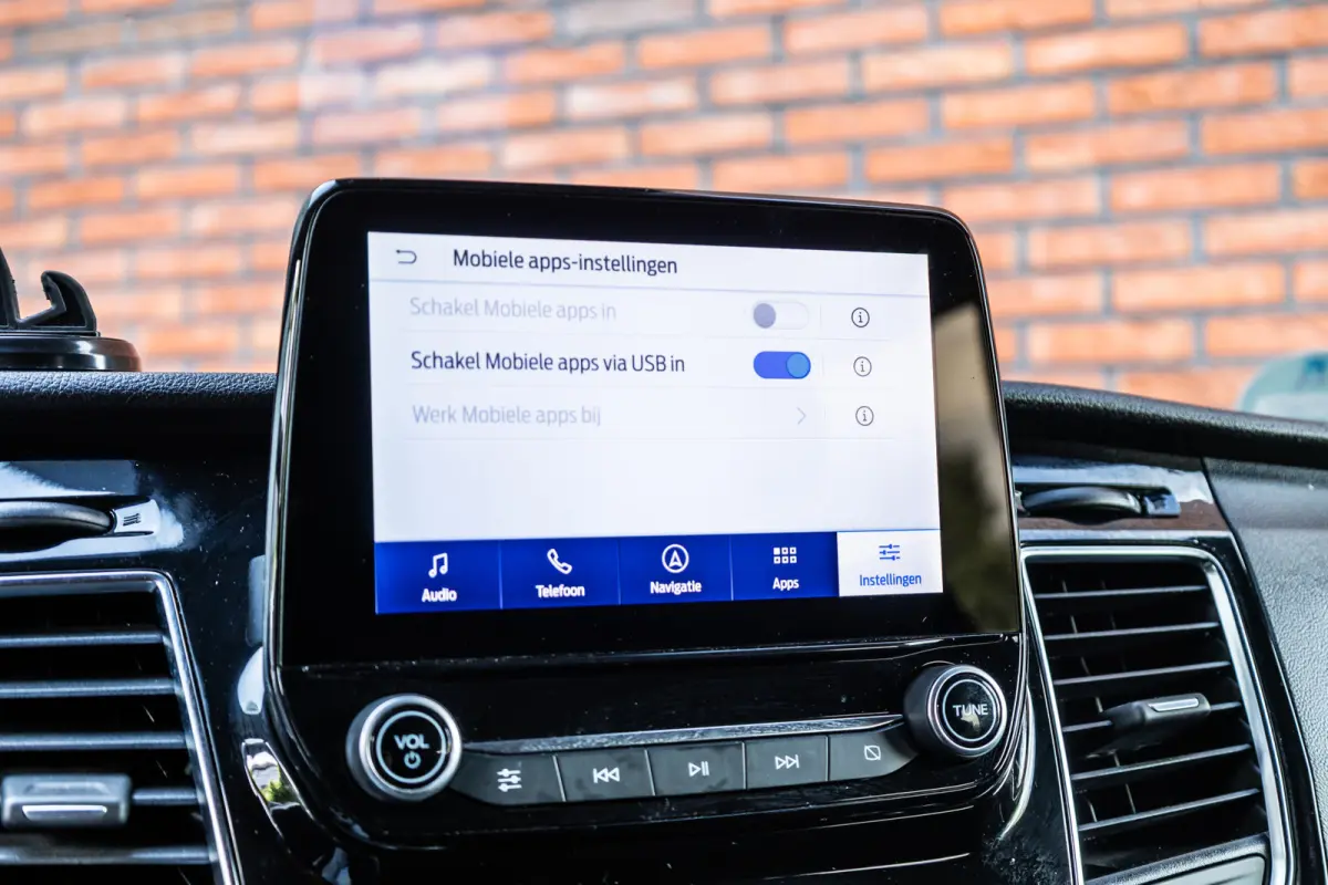 2.0 TDCI 170 PK L2H1 Limited DC | Dubbel cabine | Raptor Edition | CarPlay | Camera | Navigatie | BLIS | Stoelverwarming | Trekhaak | Cruise control | DAB | Dealer onderhouden | Nieuwe APK