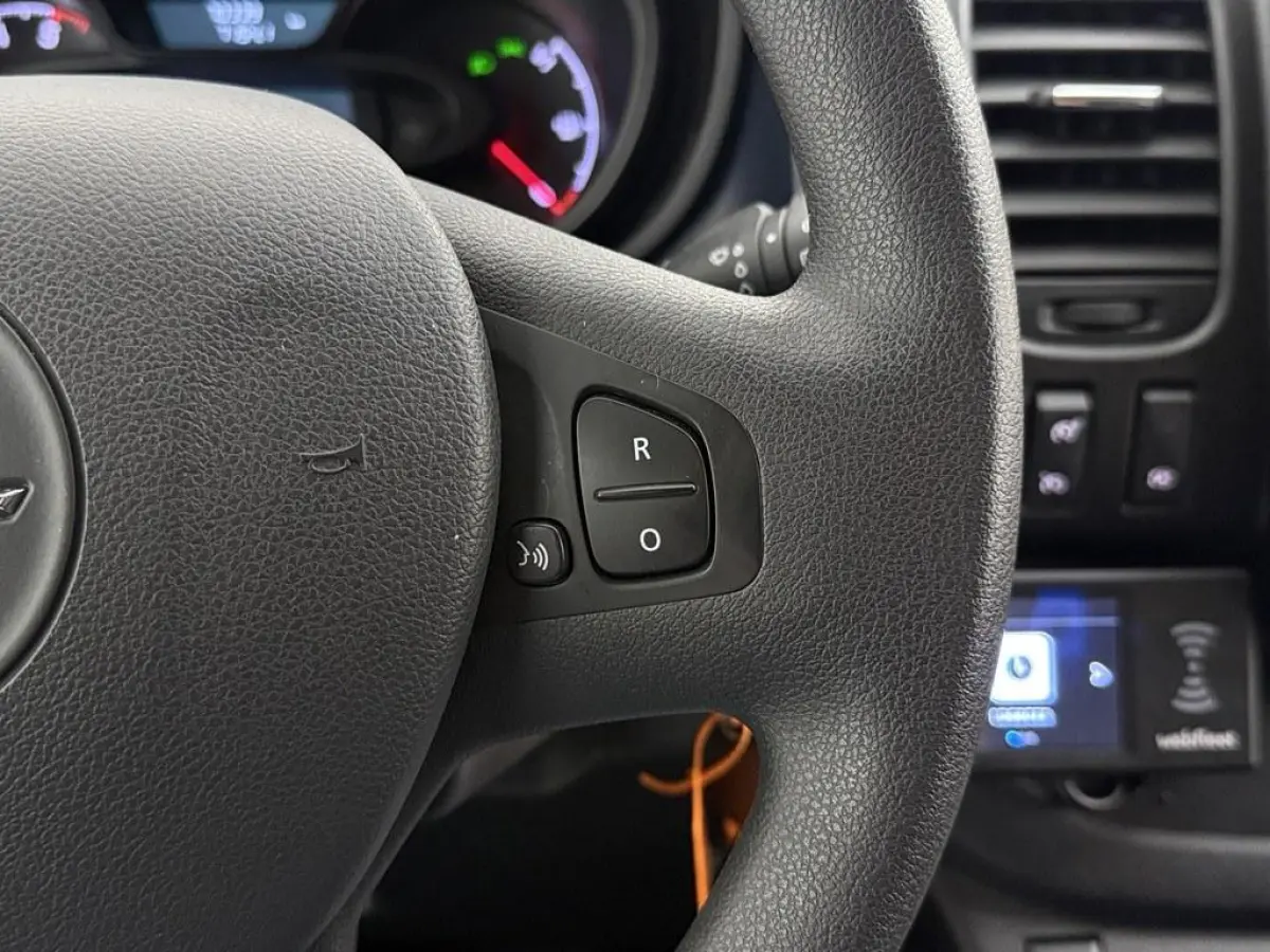 1.6 CDTI L2H1 BiTurbo 9 Persoons Camera/Nav/Cruise