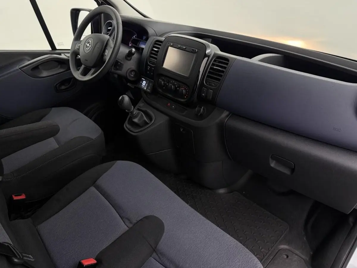 1.6 CDTI L2H1 BiTurbo 9 Persoons Camera/Nav/Cruise