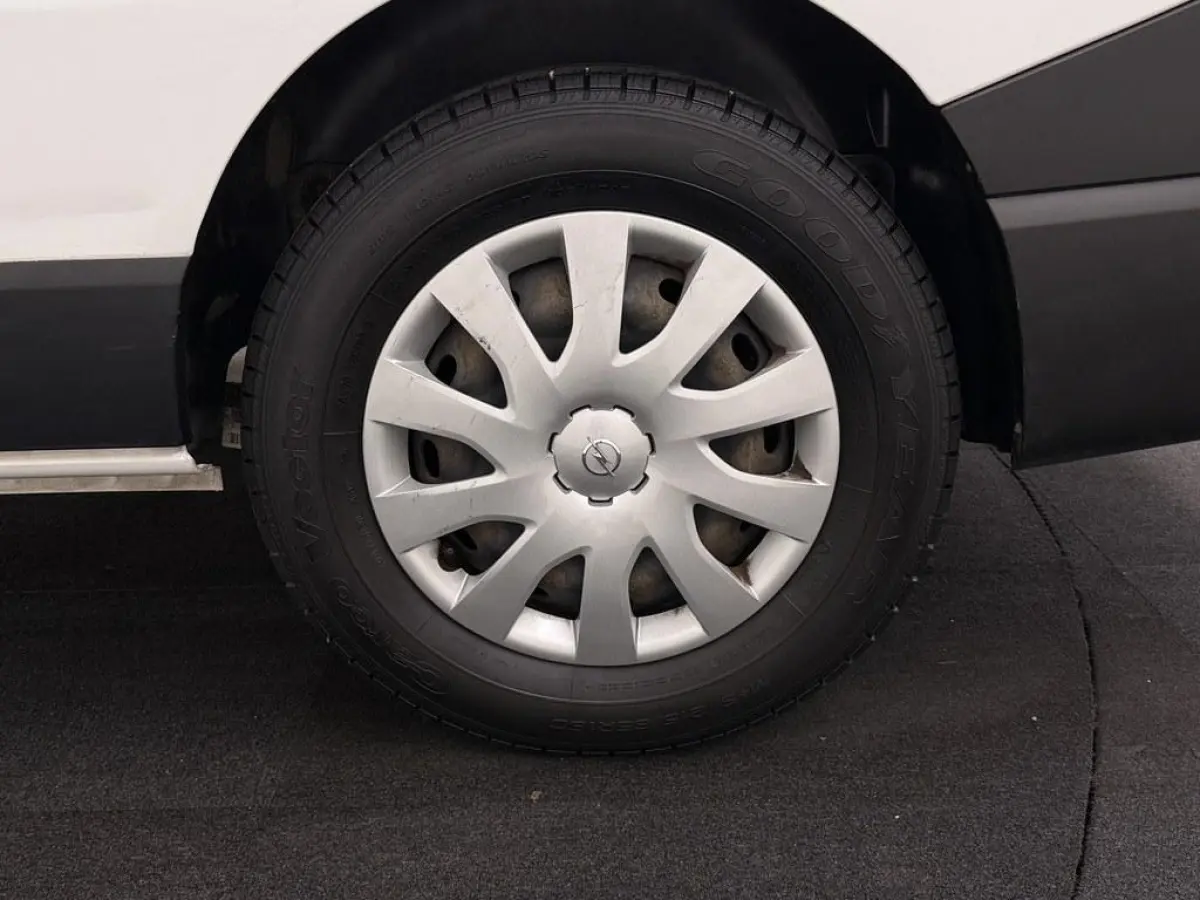 1.6 CDTI L2H1 BiTurbo 9 Persoons Camera/Nav/Cruise