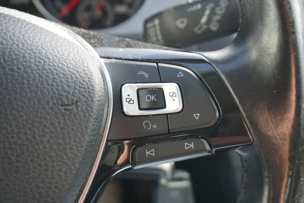 1.0 TSI Comfortline | CARPLAY | NAVI | ECC | CRUISE | PDC V+A |