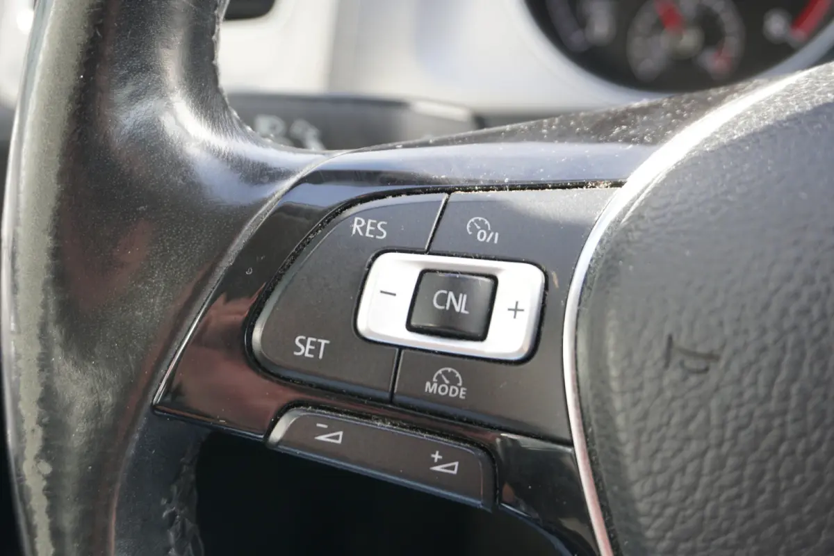 1.0 TSI Comfortline | CARPLAY | NAVI | ECC | CRUISE | PDC V+A |