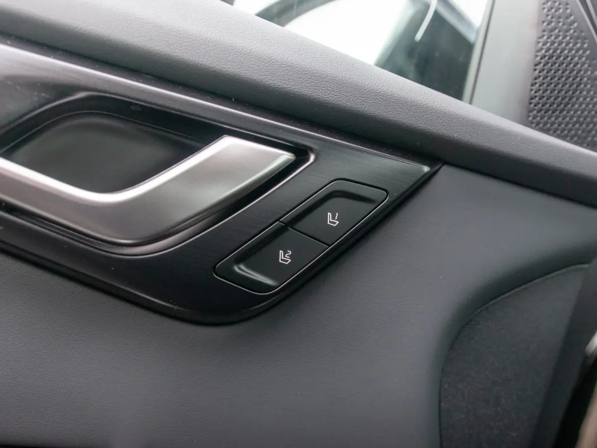 GT-Line Business Edition 84 kWh | Actieprijs* | Navi. | Clima. | Adapt. Cruise. | Stoel&Stuur Verwarming | GT-Line Vegan Leder Bekleding