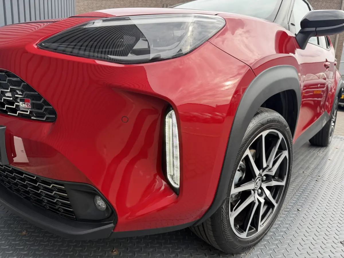 1.5 Hybrid 130 GR SPORT | Head-up display | Emotinal RED | 10 jr GARANTIE | Rijklaar!!