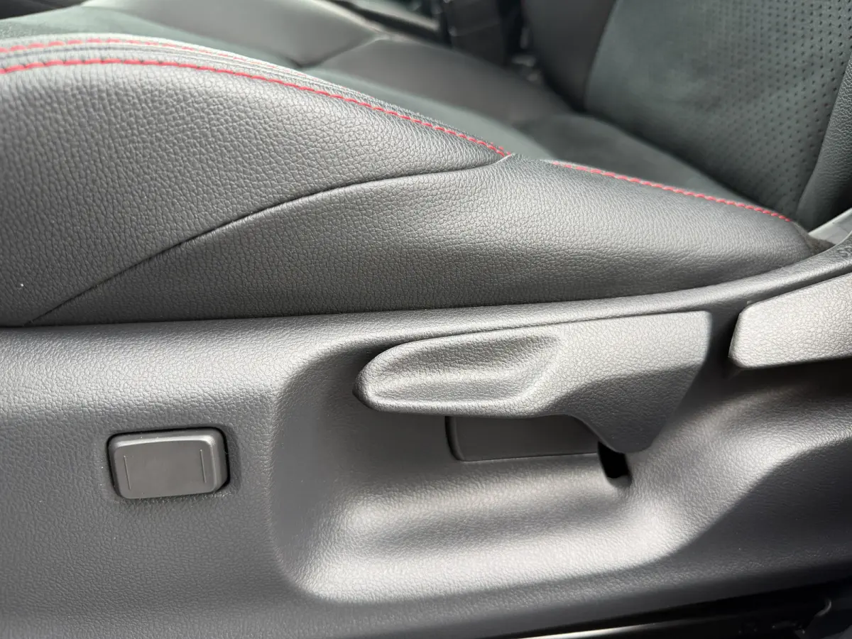 1.5 Hybrid 130 GR SPORT | Head-up display | Emotinal RED | 10 jr GARANTIE | Rijklaar!!