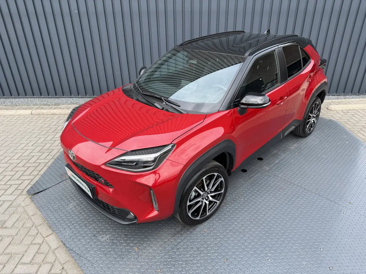 1.5 Hybrid 130 GR SPORT | Head-up display | Emotinal RED | 10 jr GARANTIE | Rijklaar!!