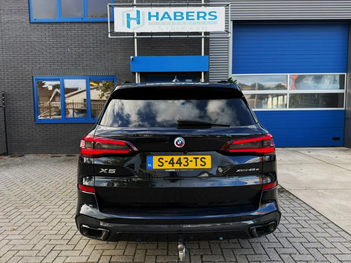 XDrive45e High Executive 361PK|NL Auto|Laser Light|ProfNavi|M-Pakket|Luchtvering|PANO|Adaptive|50e Editie|HUD|360C|Harman/K