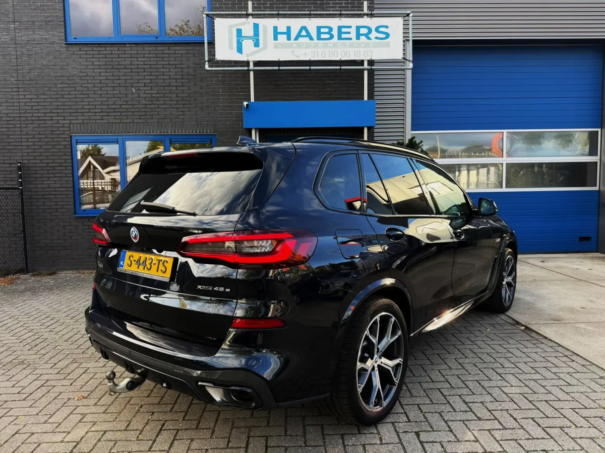 XDrive45e High Executive 361PK|NL Auto|Laser Light|ProfNavi|M-Pakket|Luchtvering|PANO|Adaptive|50e Editie|HUD|360C|Harman/K