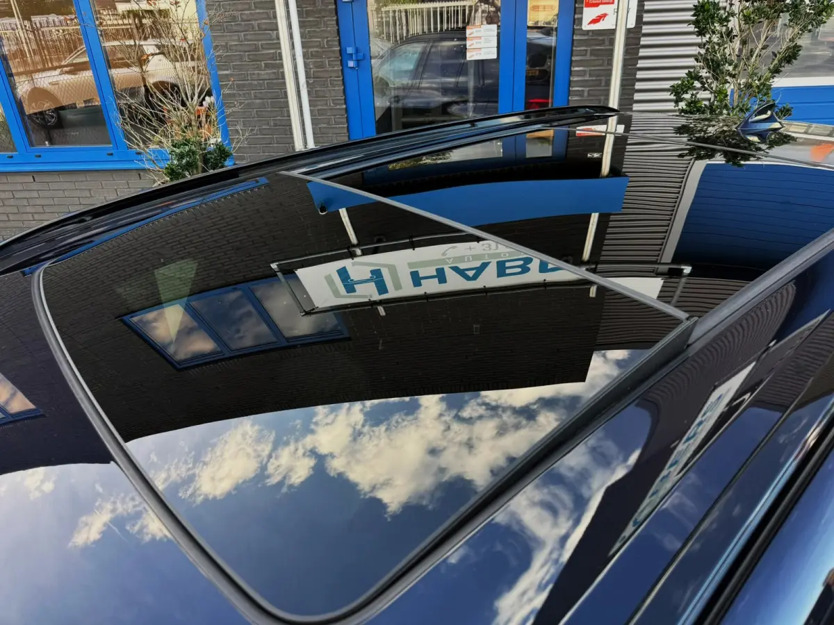 XDrive45e High Executive 361PK|NL Auto|Laser Light|ProfNavi|M-Pakket|Luchtvering|PANO|Adaptive|50e Editie|HUD|360C|Harman/K